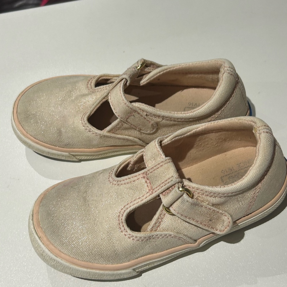 Keds girl’s shoes size 10C